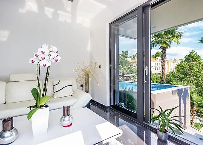 Marjanovic Οπατία